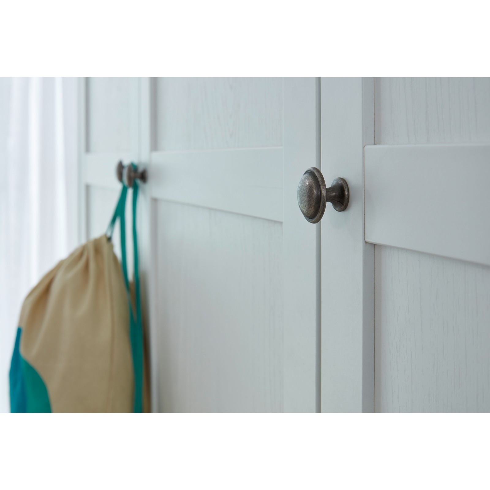 Kleiderschrank - weiß - 141 cm breit