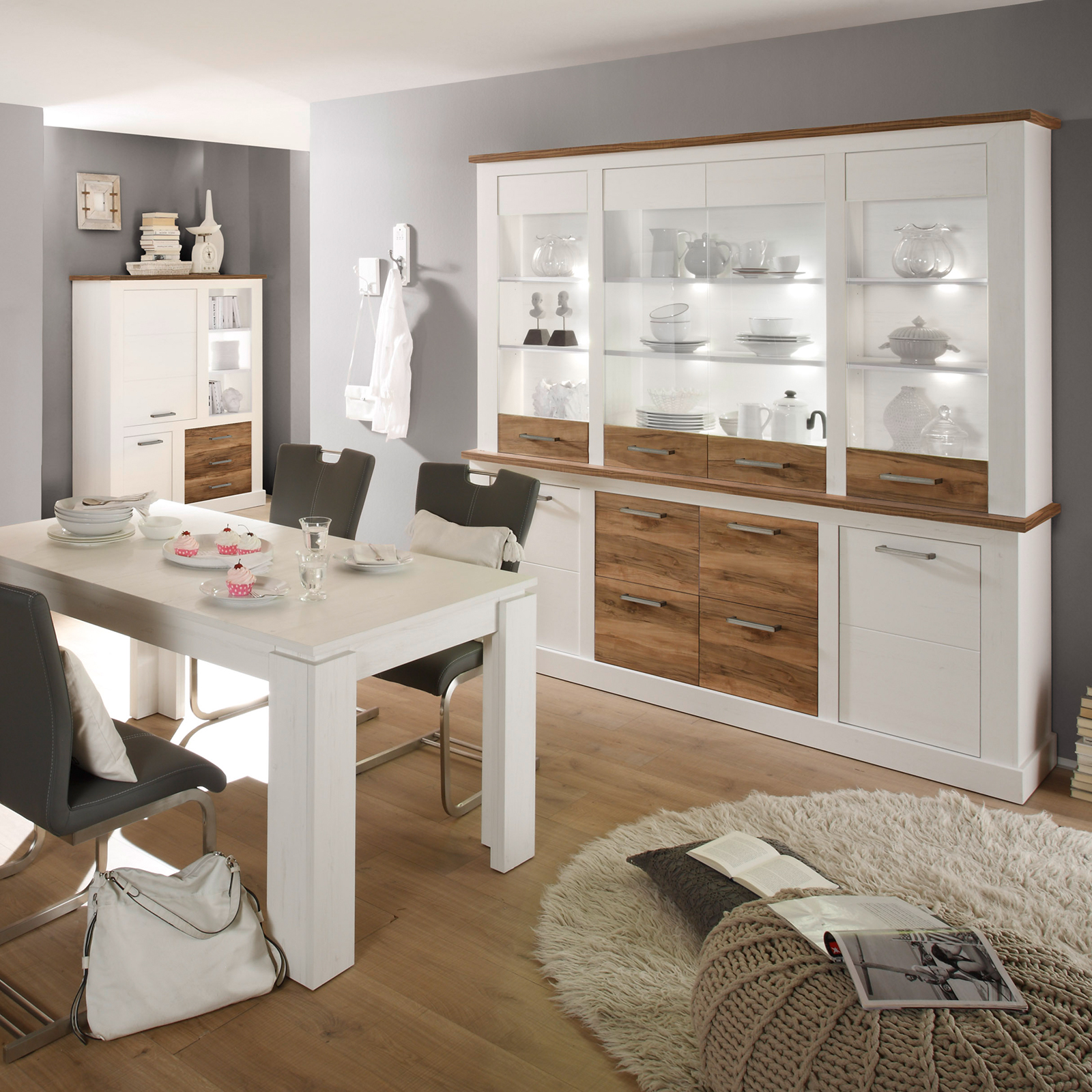 Highboard - Pinie hell-Satin Nussbaum - 210 cm breit