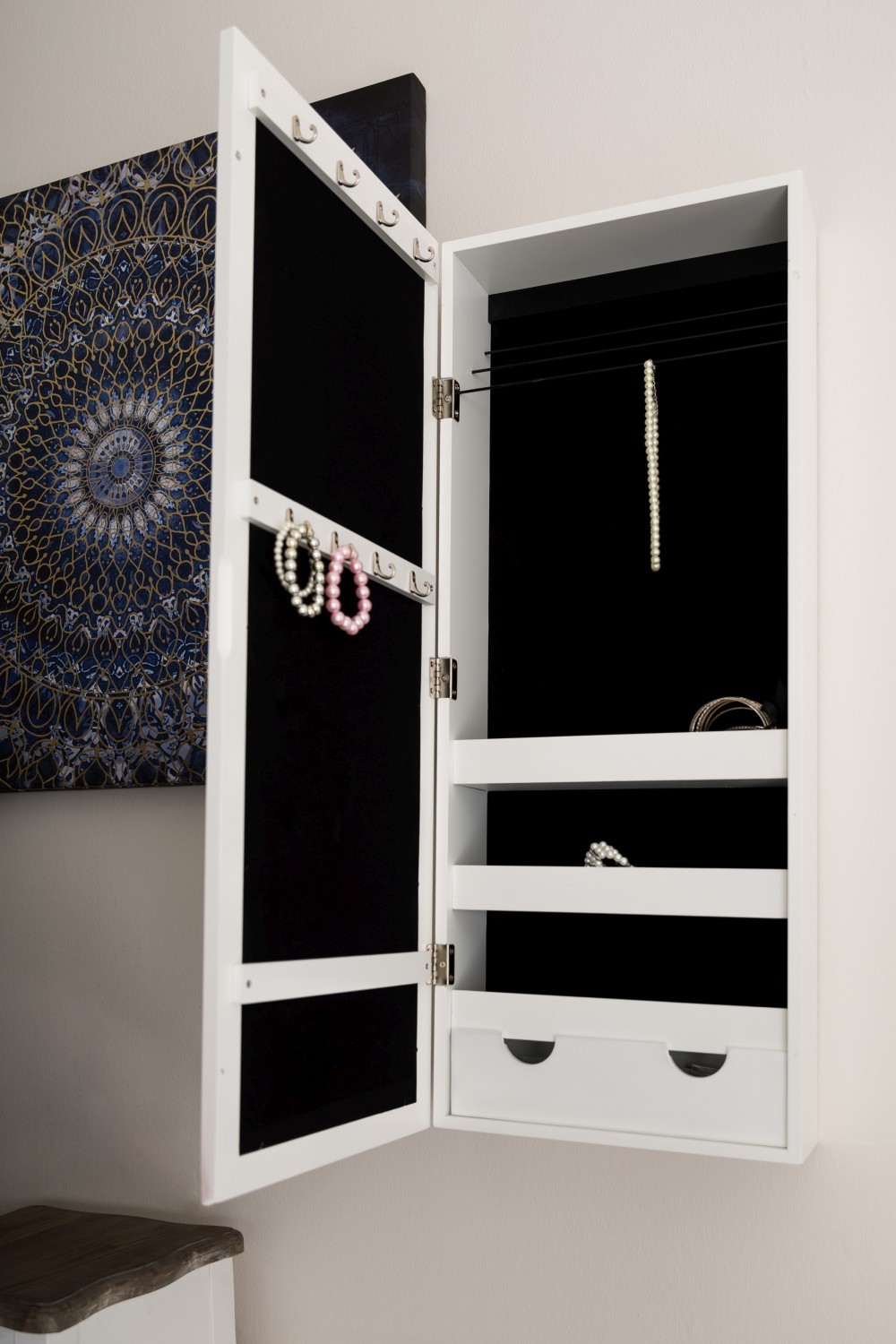 Schmuckschrank COLETTE - weiß - mit Häkchen | Online bei ROLLER kaufen